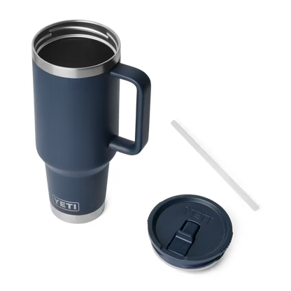 YETI 40 OZ TRAVEL STRAW MUG