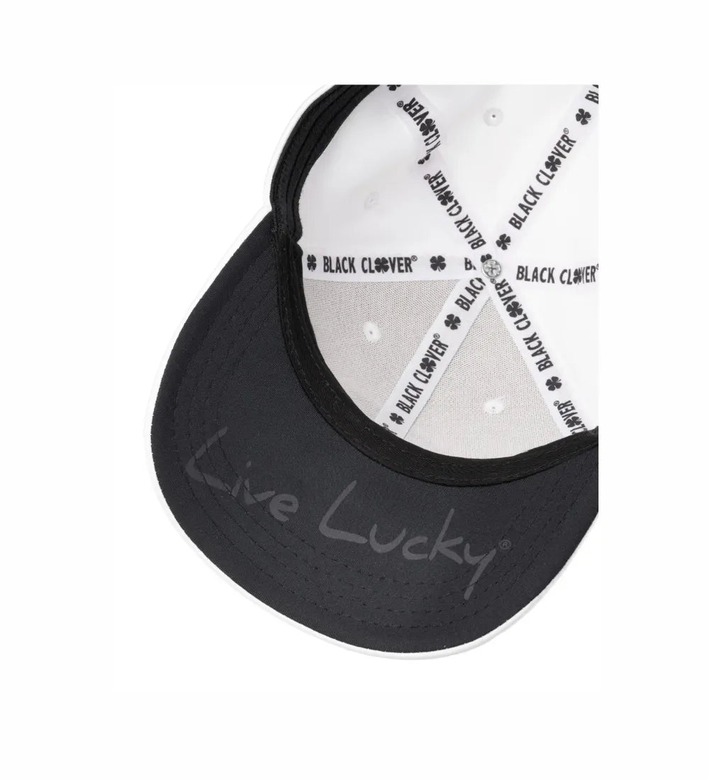 BLACK CLOVER GORRA PREMIUM 1