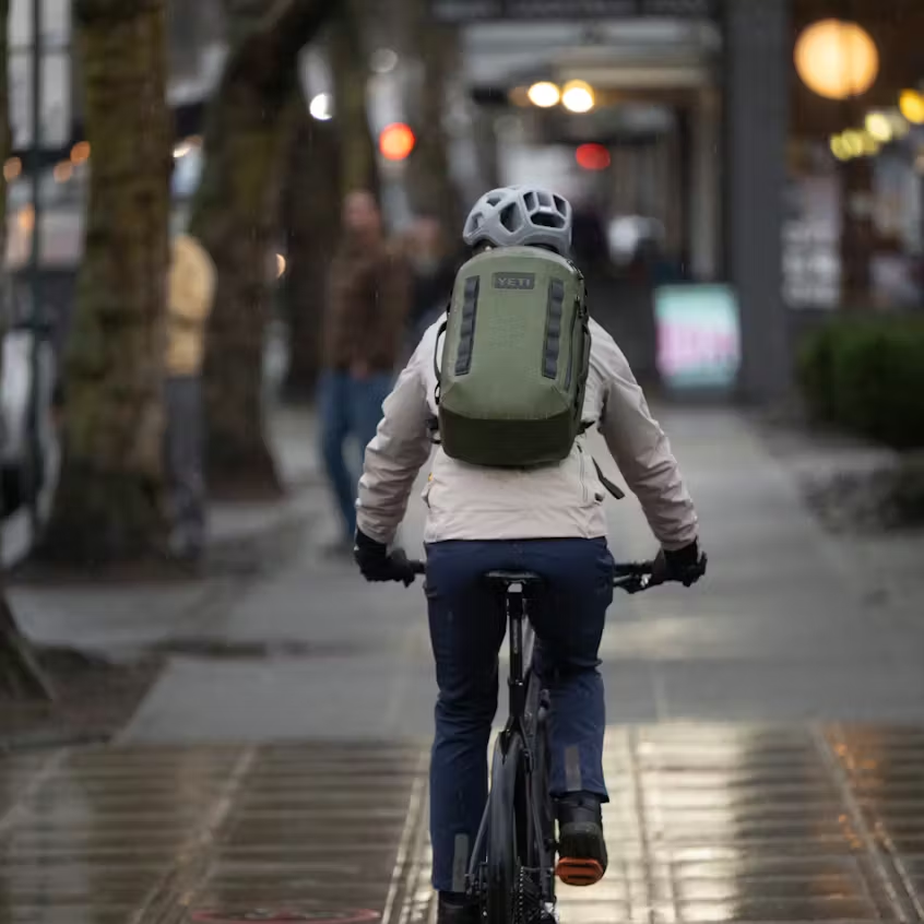 YETI CAYO BACKPACK 25 L BLACK