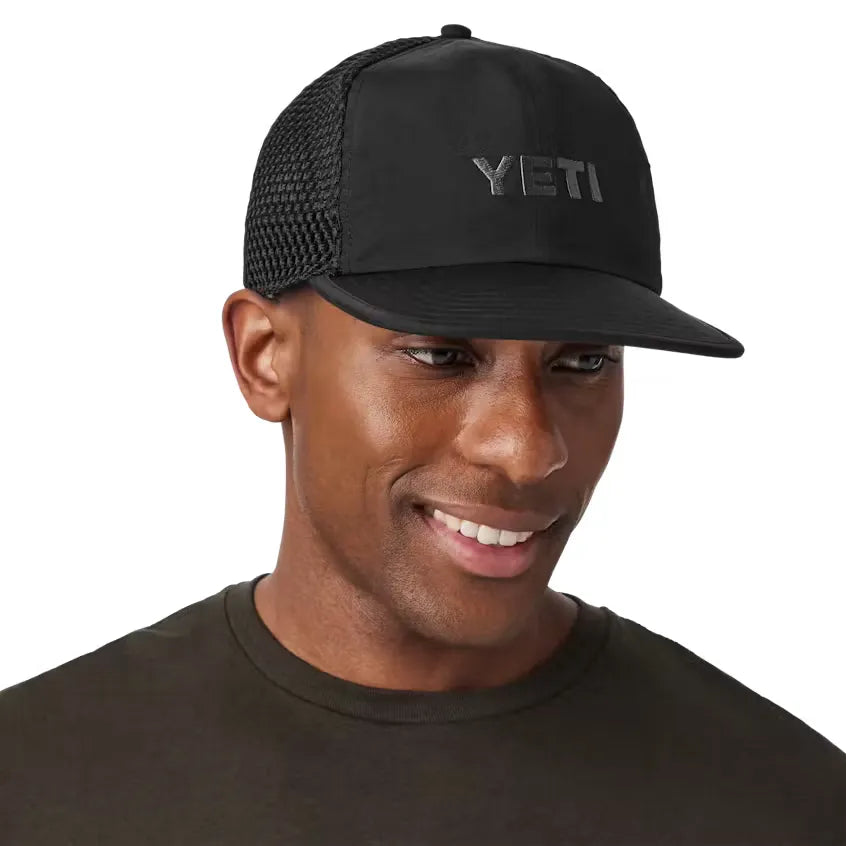 YETI GORRA LOGO PERFORMANCE NEGRO