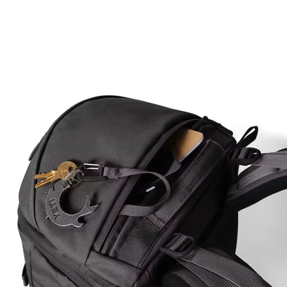 YETI RANCHERO BACKPACK 22 L